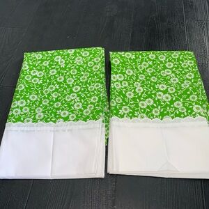 VTG Utica  J.P. Stevens Country Calico Cottage Green Pillowcase Set (2) Standard